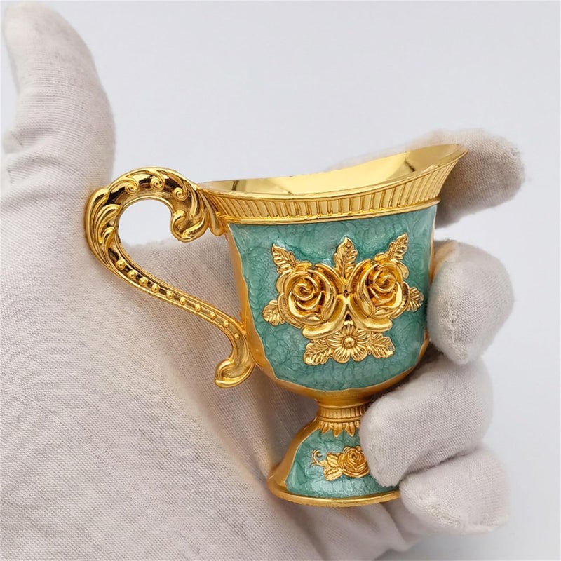 Refined European Engraved Alloy Champagne Glass with Floral Patterns for Formal and Home Decor Elegant European Delicate Flower Homes Decors and Parties - Image 3