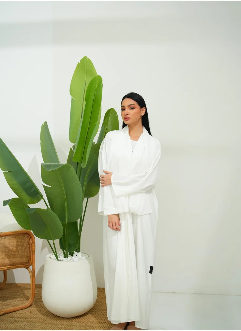 جميلة White Classic Open Abaya 3 pieces Set