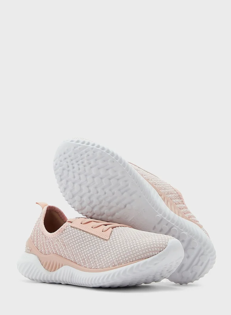 ACTVITTA Jazlyn Low Top Sneakers