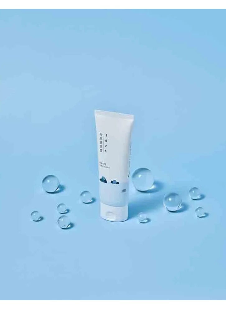 Round Lab 1025 Purifying and Moisturizing Facial Wash 120ml - Image 3