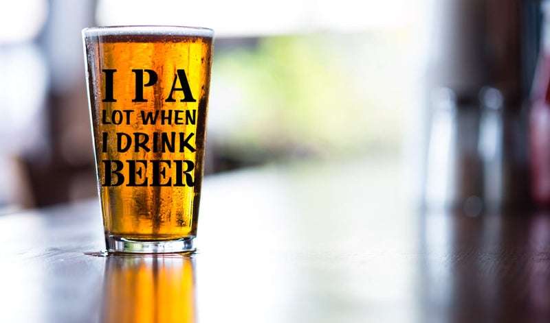 De La Mar IPA A Lot When I Drink Beer Funny Gift Glasses For Pint Lover- Glass Mug Mugs Gift Sayings Funny Birthday Christmas Holiday Present For Dad Mom Grandpa Grandma Best Novelty Beer Stein Gag Gifts Lovers - Image 3
