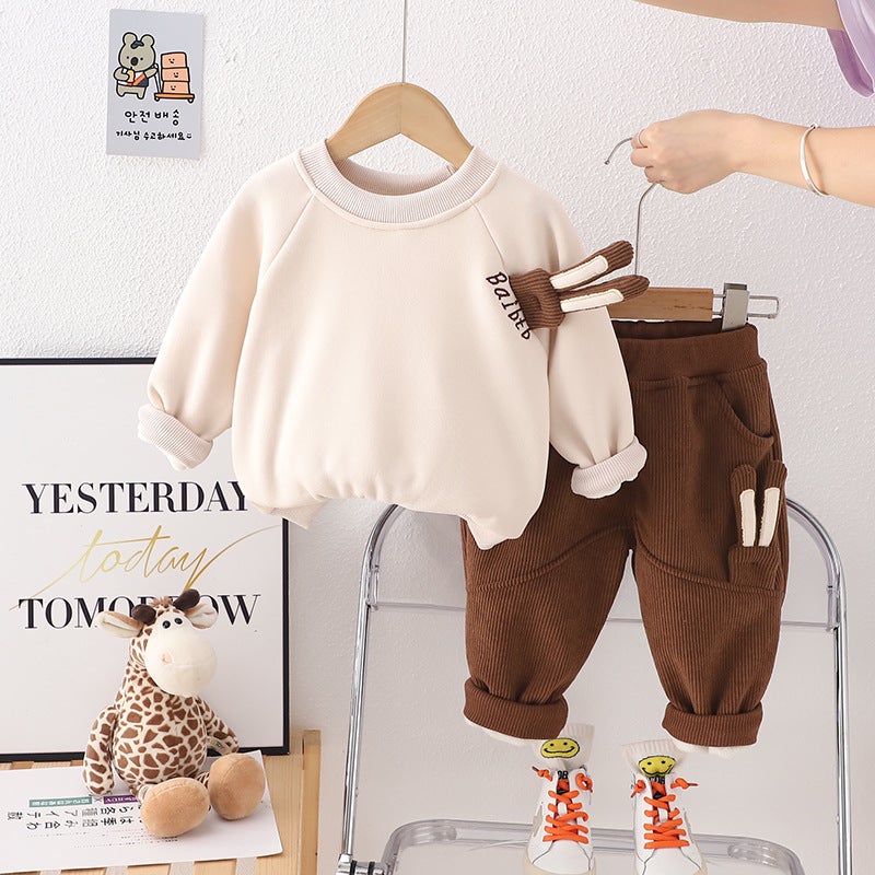Autumn and winter mens and womens childrens leisure suit foreign style baby sports fleece-lined warm pullover sweater two-piece wholesale Rabbit and Velvet Suit Brown