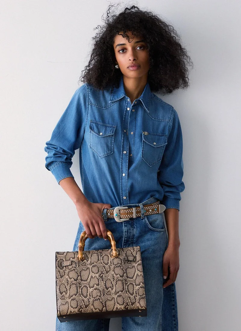 ليو جو Medium bag with snakeskin print