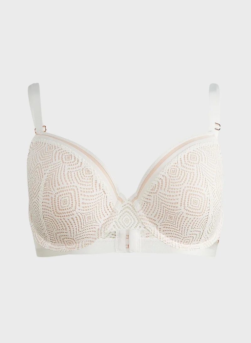 دورينا صدرية دانتيل مبطنة