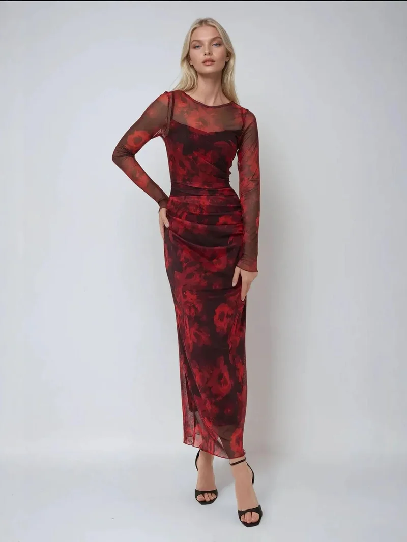 زوبعة فستان ماكسي ضيق بطبعات زهور من الشبك