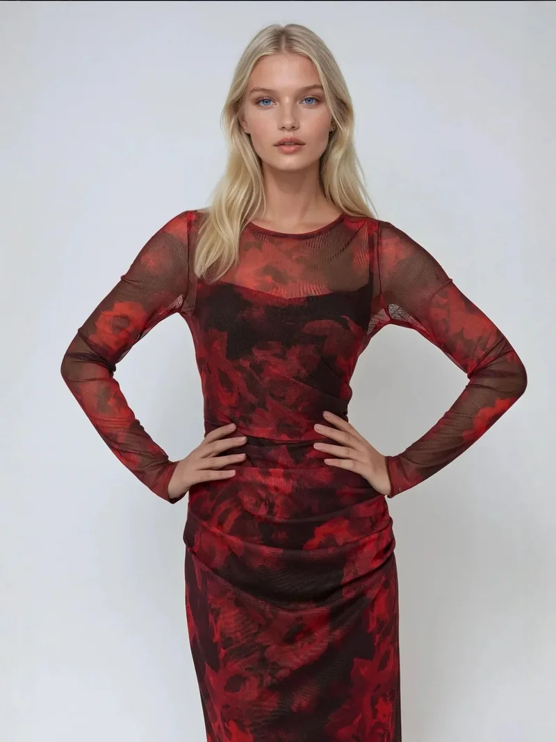 هيكاب فستان ماكسي ضيق بطبعات زهور من الشبك