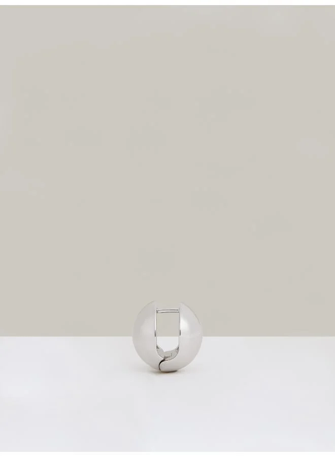 REISS Pollie: Polished Ball Huggie Earrings