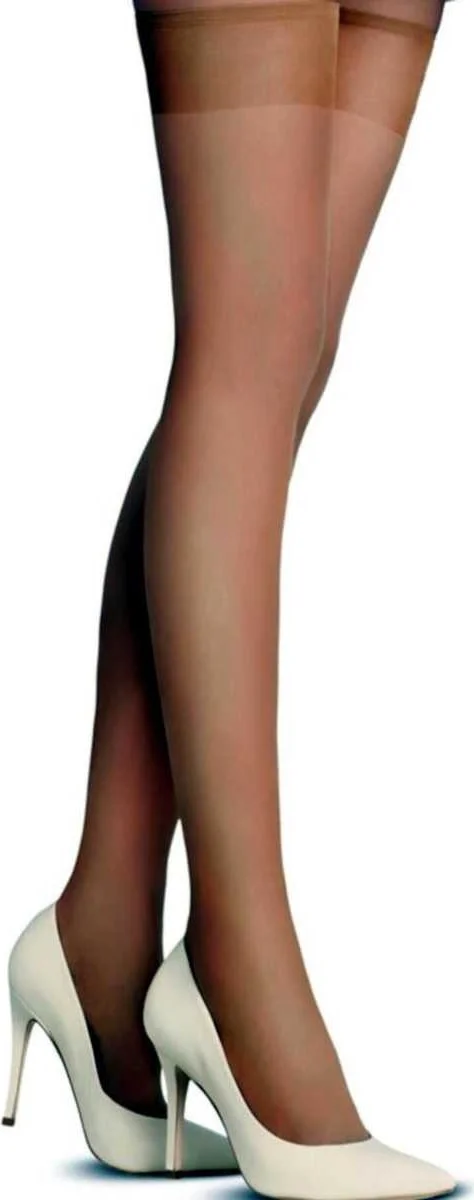 Müjde Women 20 Den Thin Elastic Knee Socks