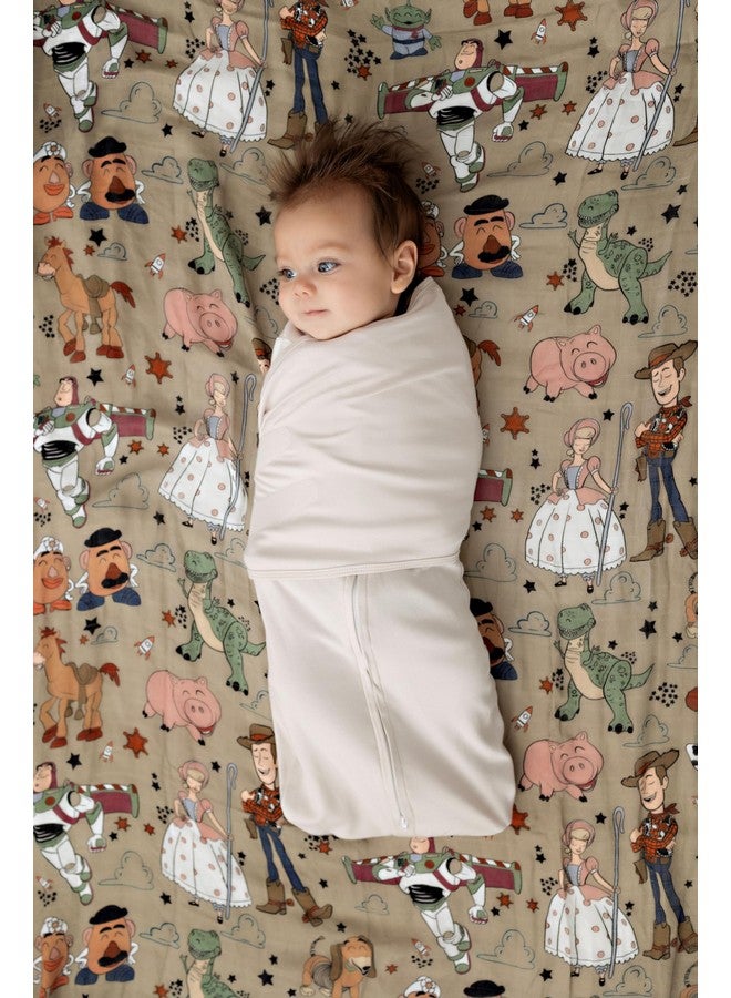 لولا بيبي قماط لولا بيبي "دبل دريم": تصميم حصري بجناحين مزدوجين، معتمد من أطباء الأطفال، قطن فائق النعومة، للأطفال من عمر 0 إلى شهرين، وزن من 6 إلى 14 رطلاً - رمل أبيض - Image 1