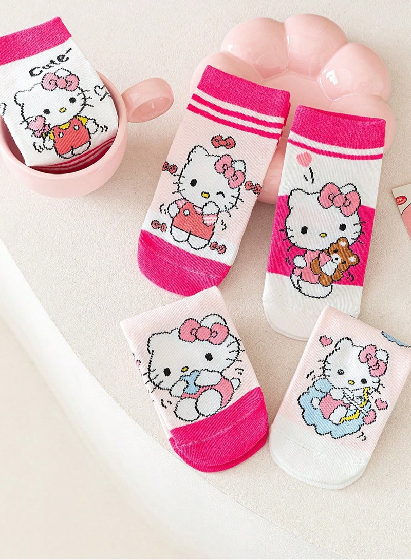 هالو كيتي جوارب اطفال بتصميم هيلو كيتي مصنوعة من خامة ناعمة وقابلة للتهوية لراحة طويلة مجموعه من 5 ازواج  بتصاميم متعدده مناسبه  لعمر ( 5-8) سنوات - Image 1