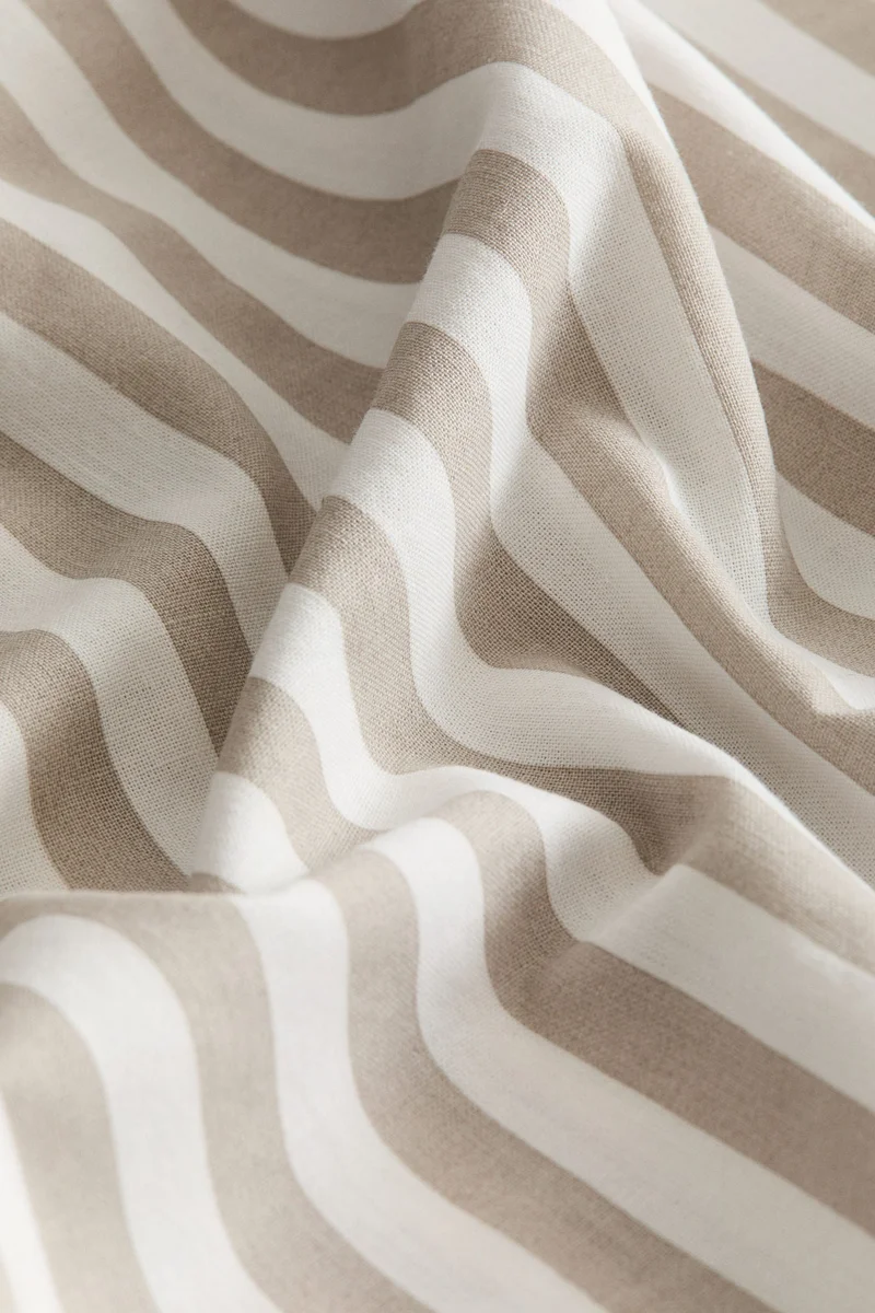 H&M Striped cotton pillowcase