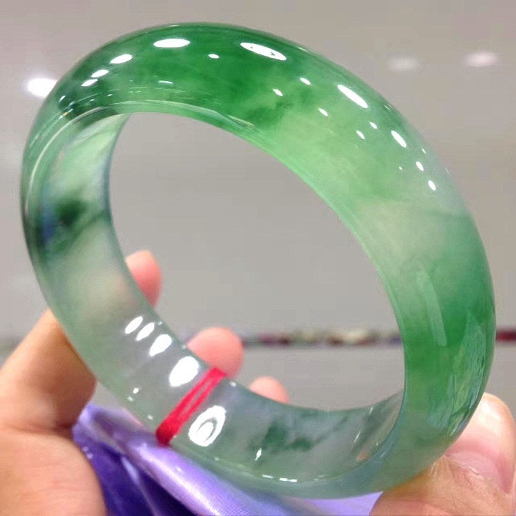 Elegant Alloy Floral Bangle for Unisex, Green, Wrist Jewelry - Image 3