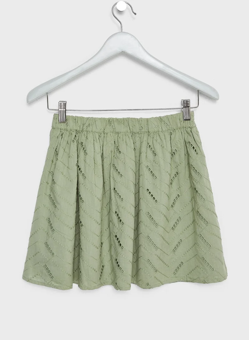 Outfit Teen Embroidered Skirt