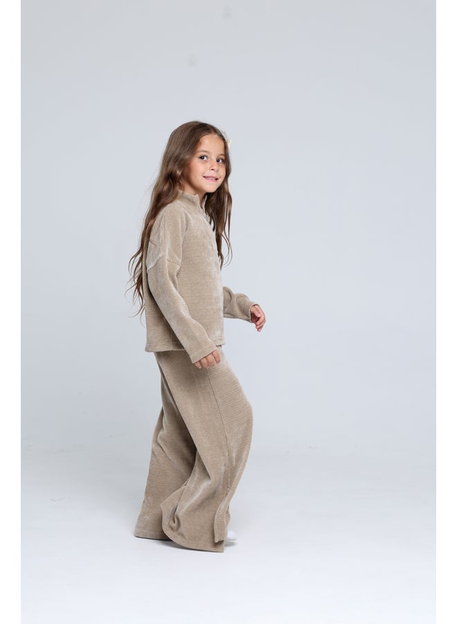 Junior Girls Pyjama Set - Image 4