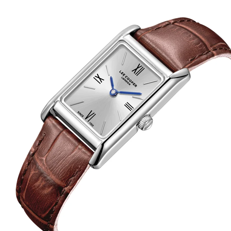 Lee Cooper Women's Leather Analog Watch LC08301.332 - 39X51 mm