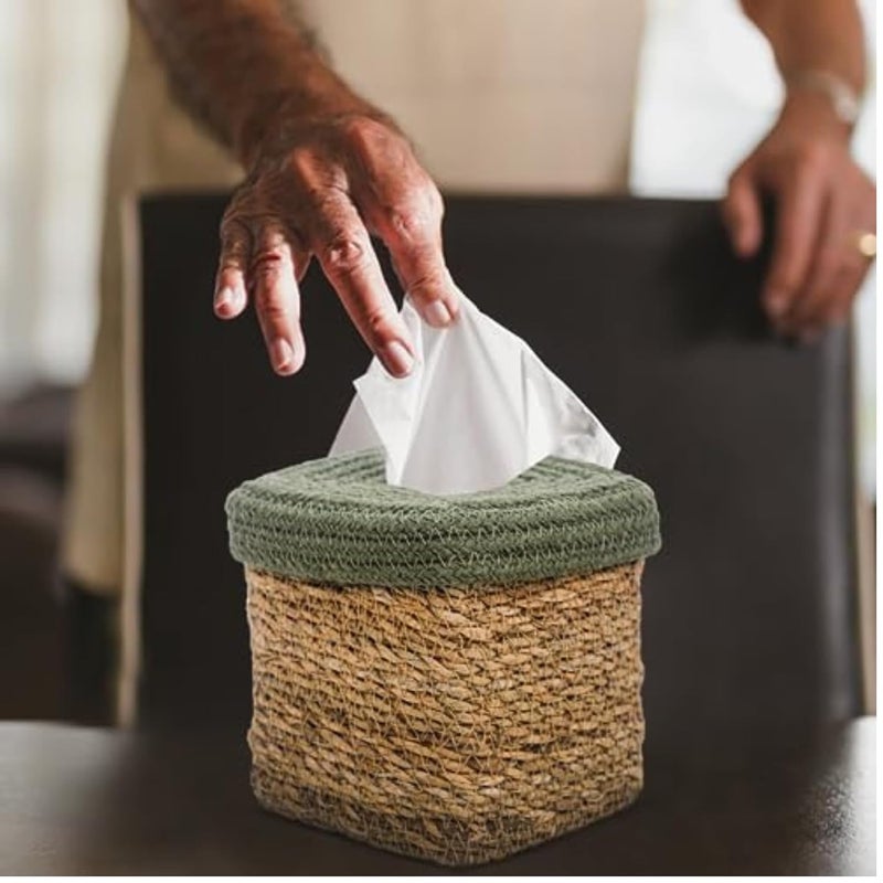 DENOVA Seagrass Tissue Box Holder Square Facial Tissue Box Holder Tissue Dispenser for HomeOfficeCar 14X14X15 Cm Natural Olive - Image 2