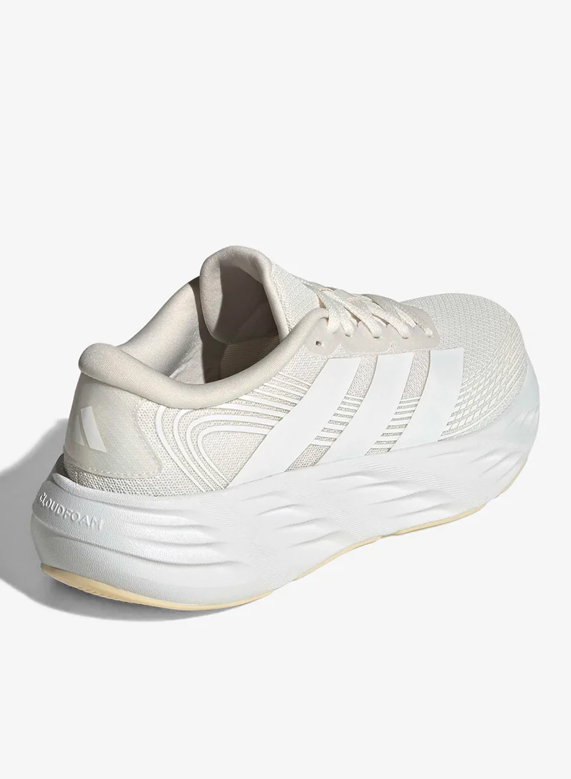 Adidas CLOWHI/FTWWHT/WARVAN Galaxy 8 for Women | Best Price UAE