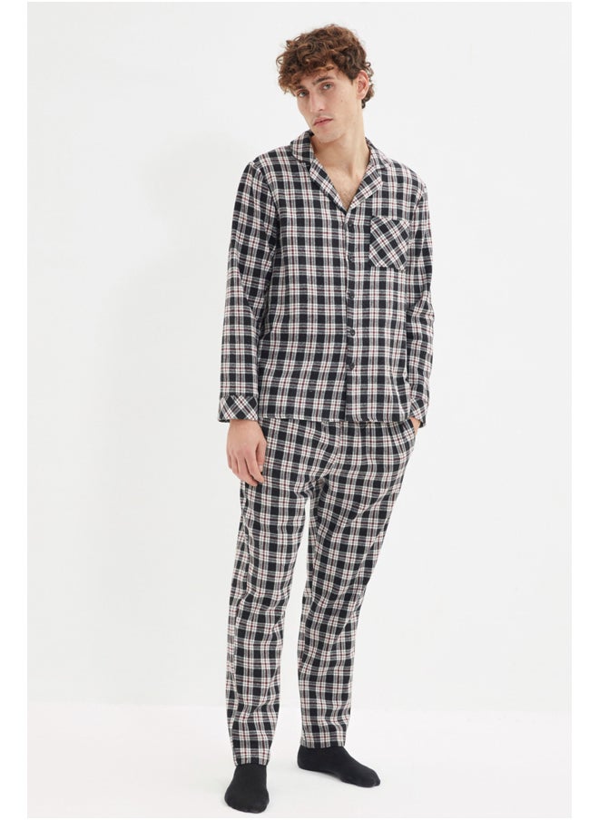 trendyol - Black Men's Regular Fit Plaid Weave Pajamas Set. - Image 1