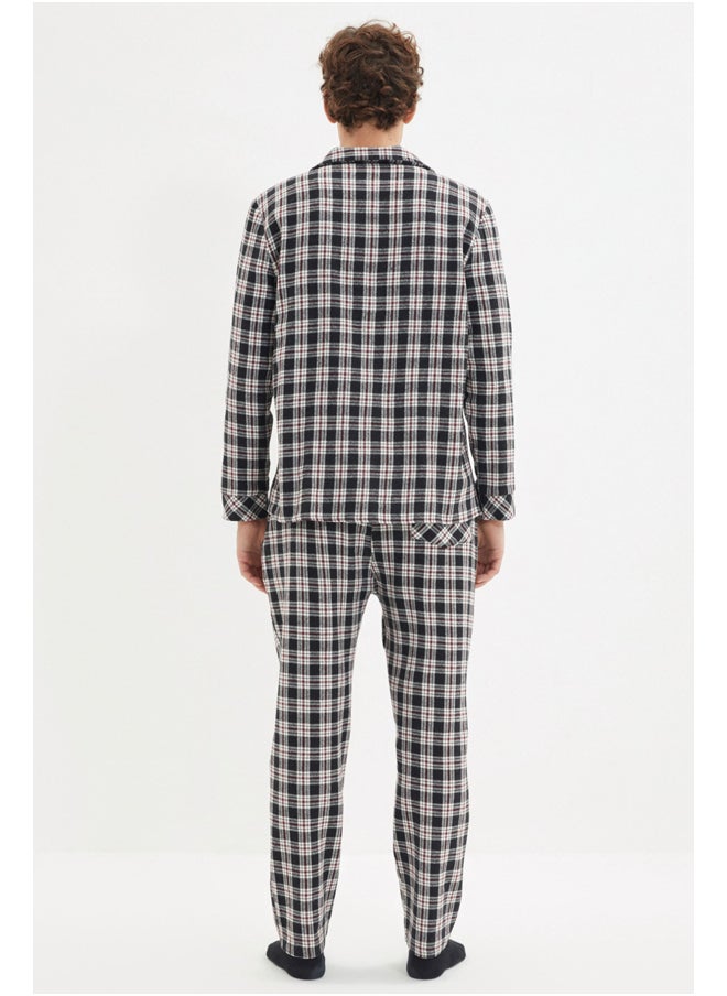 trendyol - Black Men's Regular Fit Plaid Weave Pajamas Set. - Image 1