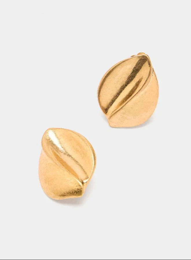 بارفوا أقراط بتلات ماكسي بتفاصيل بارزة ذهبية