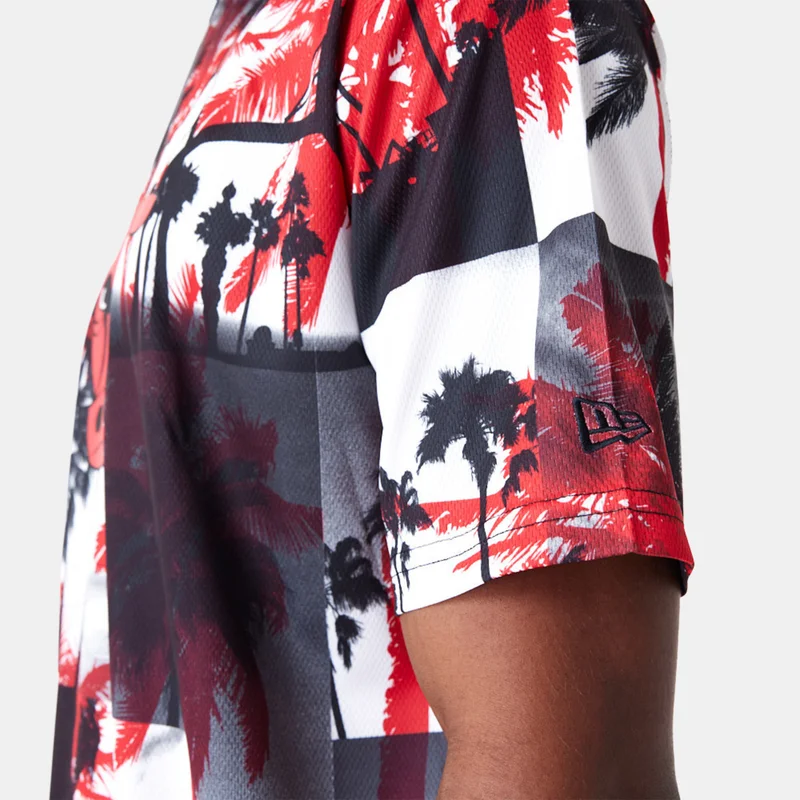 NEW ERA Men's NBA Chicago Bulls Palm Tree T-Shirt