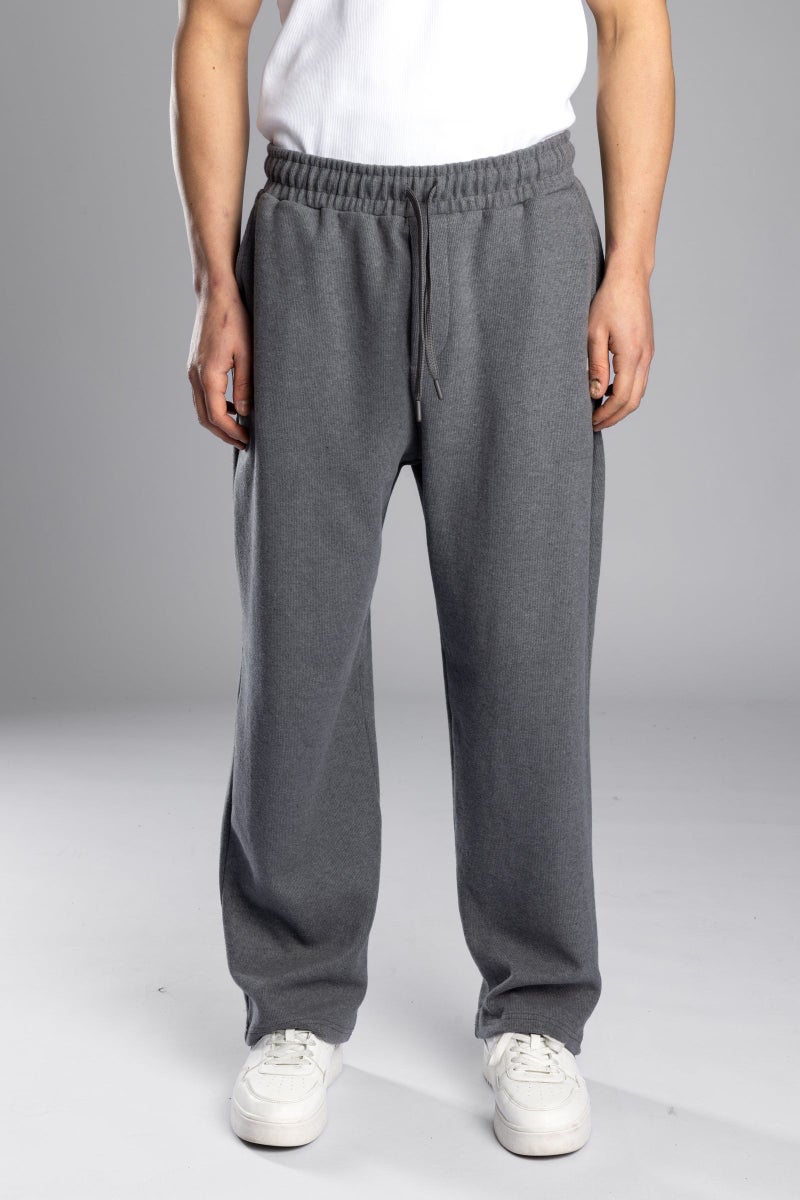 كاتش بنطال رياضي مطرز بشعار كاتش - Image 1