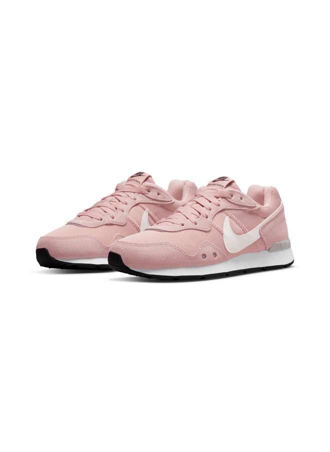 Nike - Venture Runner Shoes - Image 1