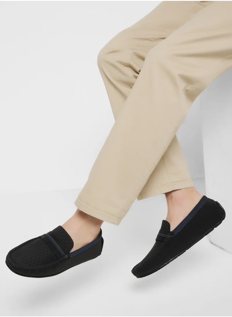 Robert Wood Saddle Detail Textuted Loafers