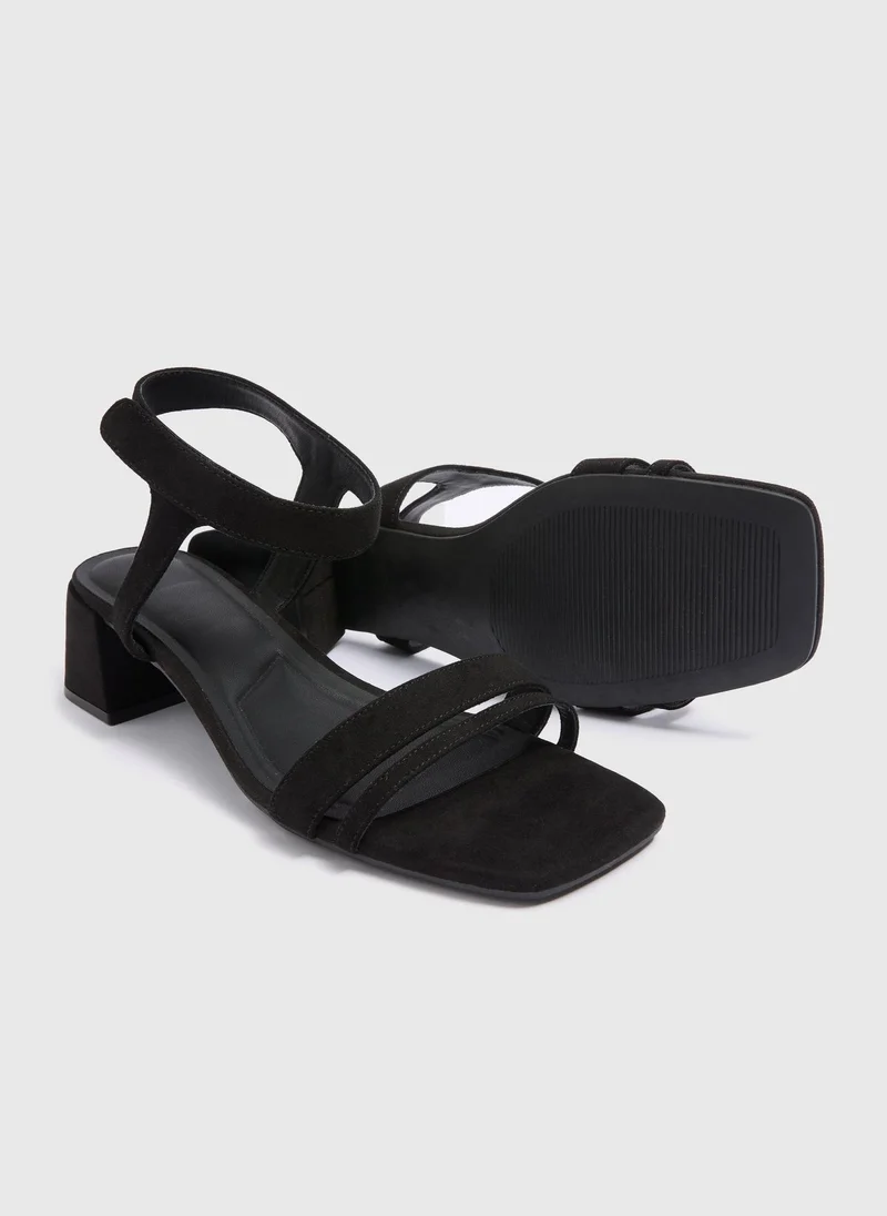 ماتلان Black Wide Fit Block Heels