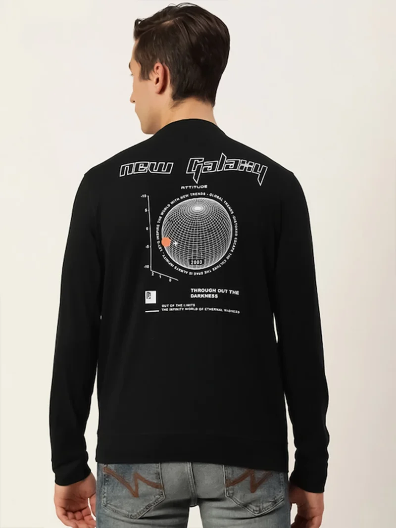 مانياك تيشيرت رجالي مانياك قطن أسود مطبوع بقصة ضيقة وأكمام طويلة