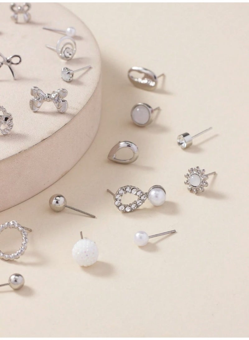30 Pairs Thin Metal Earrings Set Inspired by Seashells, Pearls & Heart Shapes – - Image 3