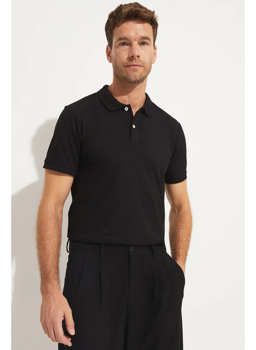 جون Men's Regular Fit 100% Cotton Polo Neck T-Shirt