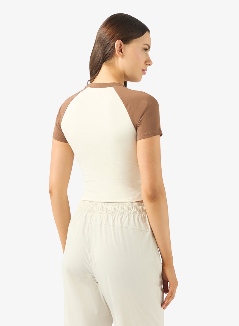 ANTA Short Sleeved  knitted -Sporty Retro - Image 2