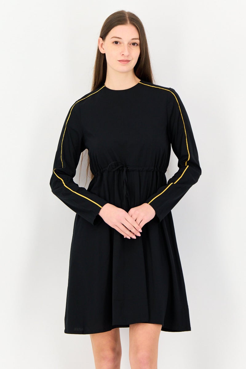 Levi's فستان ميدي مغلق برباط من ليفيس × ريدلوب للنساء، أسود - Image 1