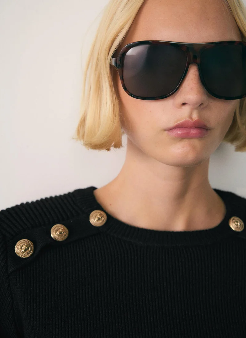 مانجو Arturo Jewel Buttons Sweater