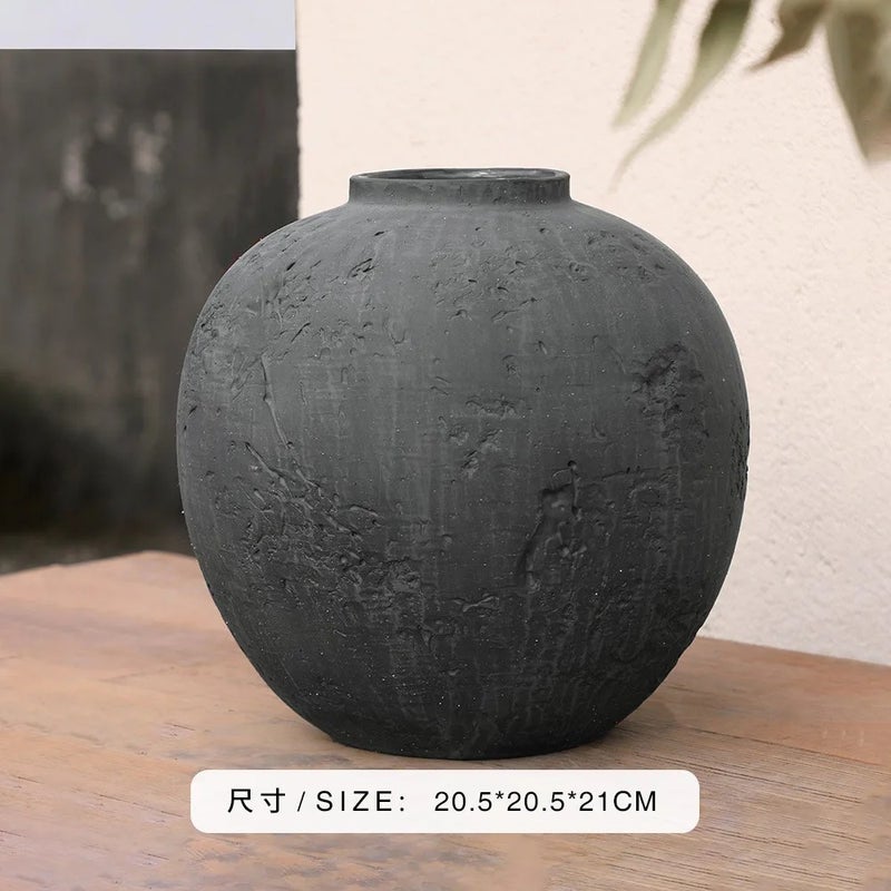 Y&D Ceramic Vase - Simple Spherical Handicraft Decor - Sophisticated & Exclusive Style Vases - Image 1