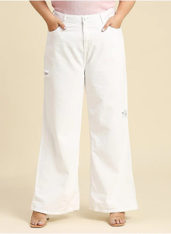 هاي ستار Plus Wide Leg Light Distress Jeans by Styli