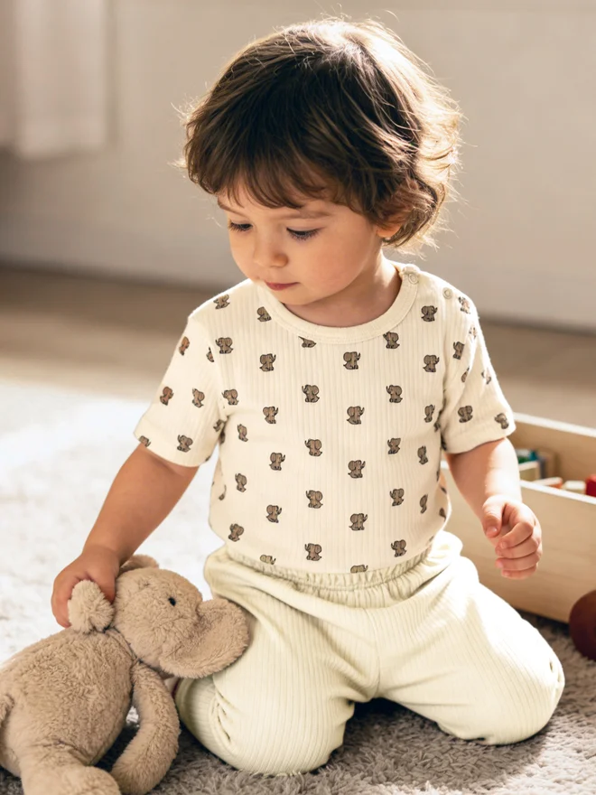 بابيز_بيسك Babies Basic Premium Ribbed Cotton Printed Short Sleeves T-Shirt and Pyjama Set