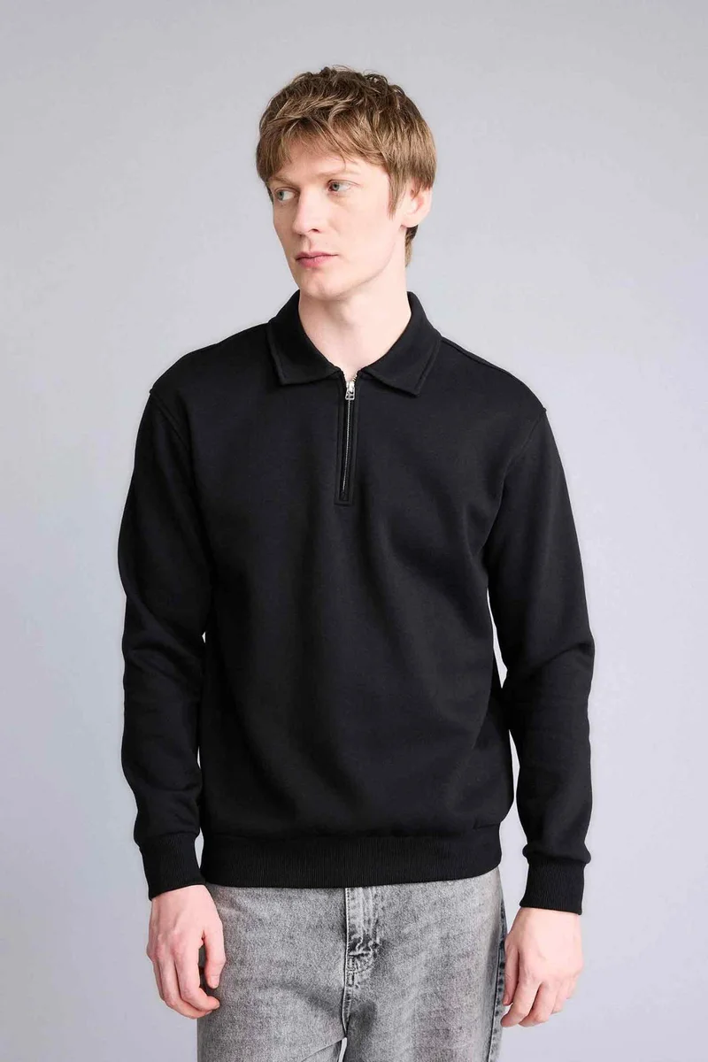 ديفاكتو Thick Fabric Sweatshirt