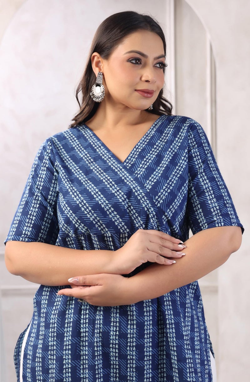 Janasya Women's Plus Size Indigo Pure Cotton Floral Printed Straight Kurta (XLB24KR00645-6XL) - Image 2