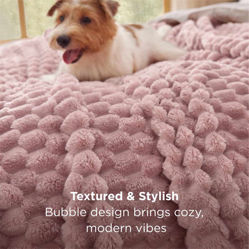 Bedsure Dusty Rose Throw Blanket for Couch - 350GSM Fluffy Plush Bubble Blanket for Bed Home Room Decor, GentleSoft Cute Fleece Soft Cozy Gifts for Women Girls, 50x60 Inches - Image 5