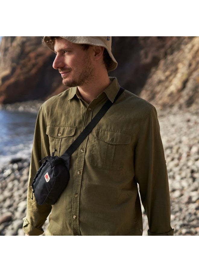 Fjallraven Classic Lightweight Crossbody Sports Waist Bag 23223-550 Black 1.5l - Image 2