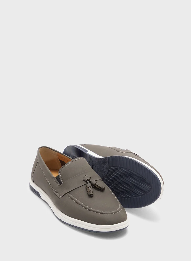 Robert Wood Tassel Detail Smart Loafers