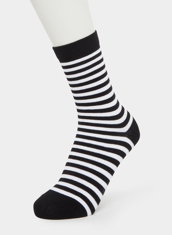 Styli Pack of 2 - Striped Crew Socks - Image 4