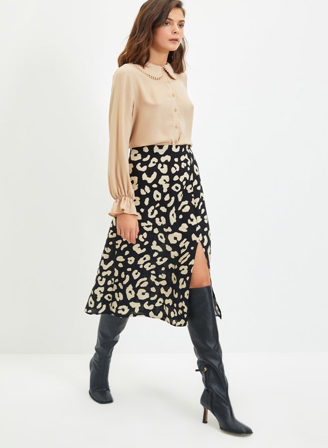trendyol Black/ beige Slit Detailed Viscose Fabric Animal Pattern Midi Woven Skirt - Image 2