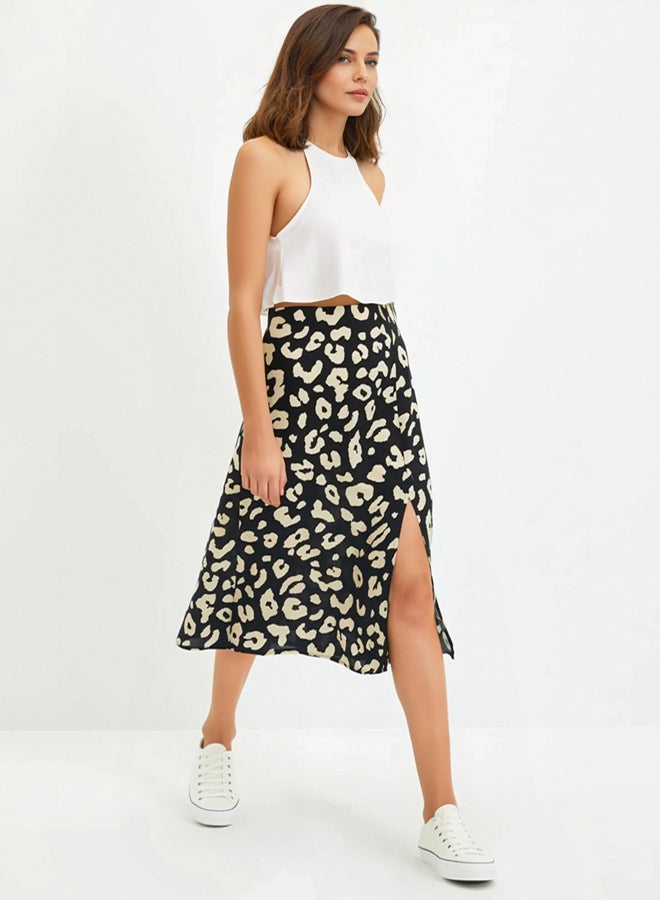trendyol Black/ beige Slit Detailed Viscose Fabric Animal Pattern Midi Woven Skirt - Image 1