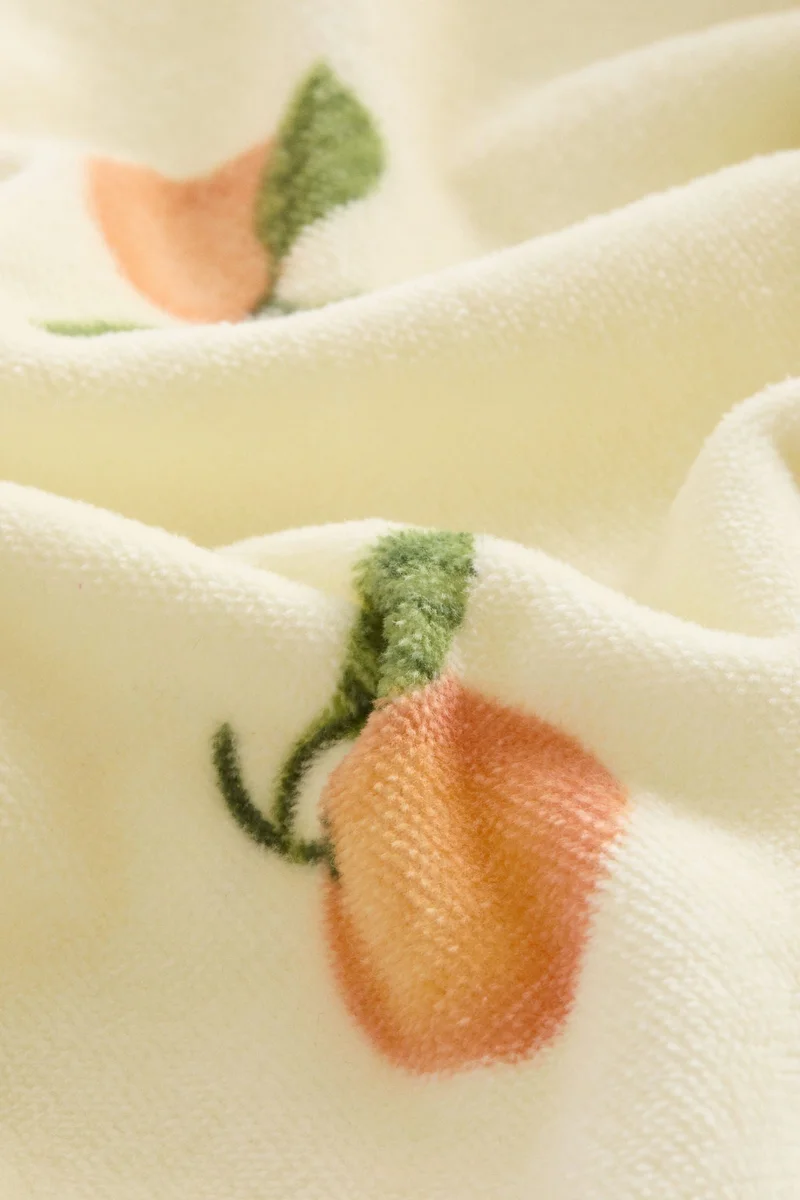 اتش اند ام منشفة للرضع