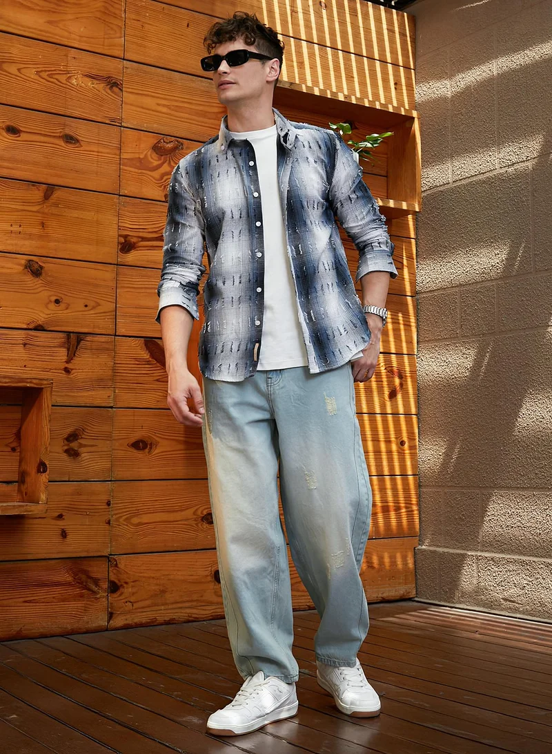 كامبوس سوترا Men's Navy Blue & Ivory White Distressed-Check Shirt