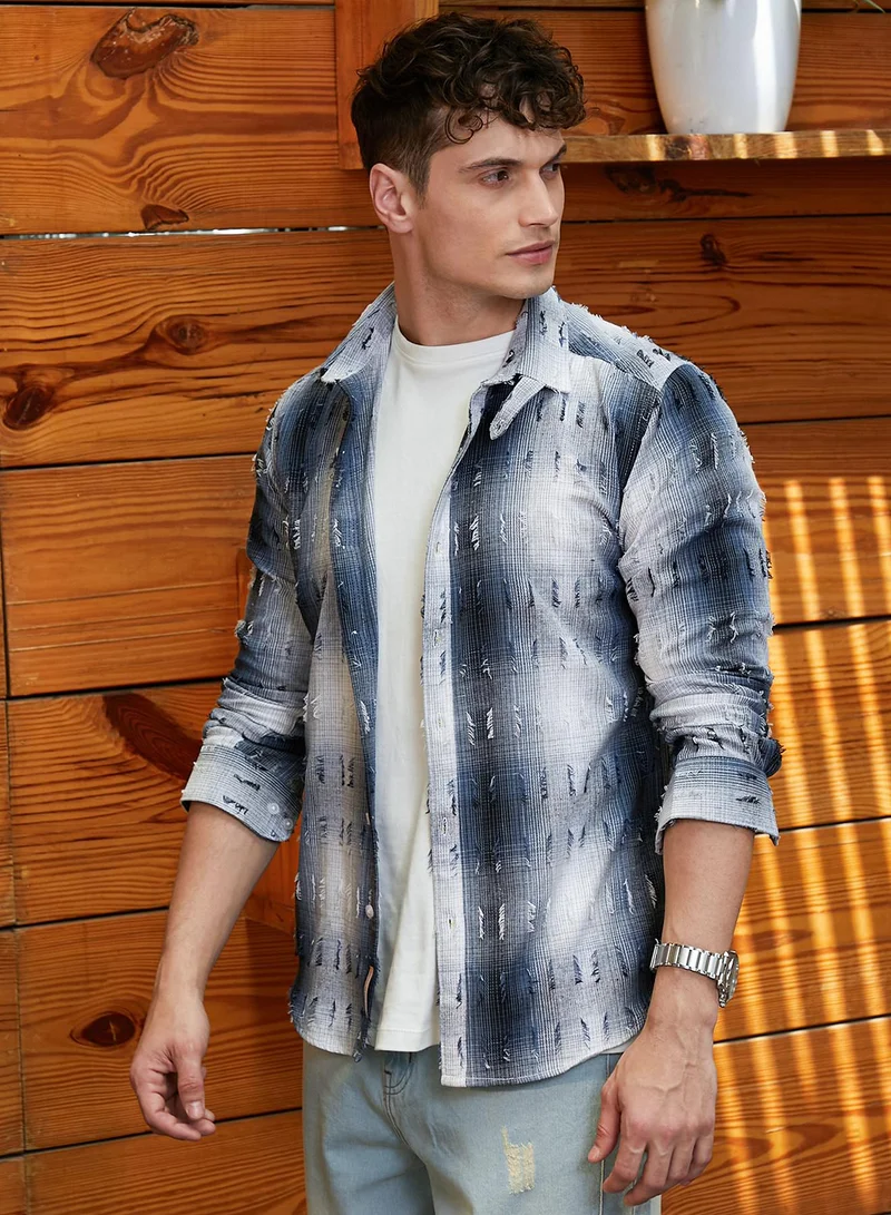 كامبوس سوترا Men's Navy Blue & Ivory White Distressed-Check Shirt