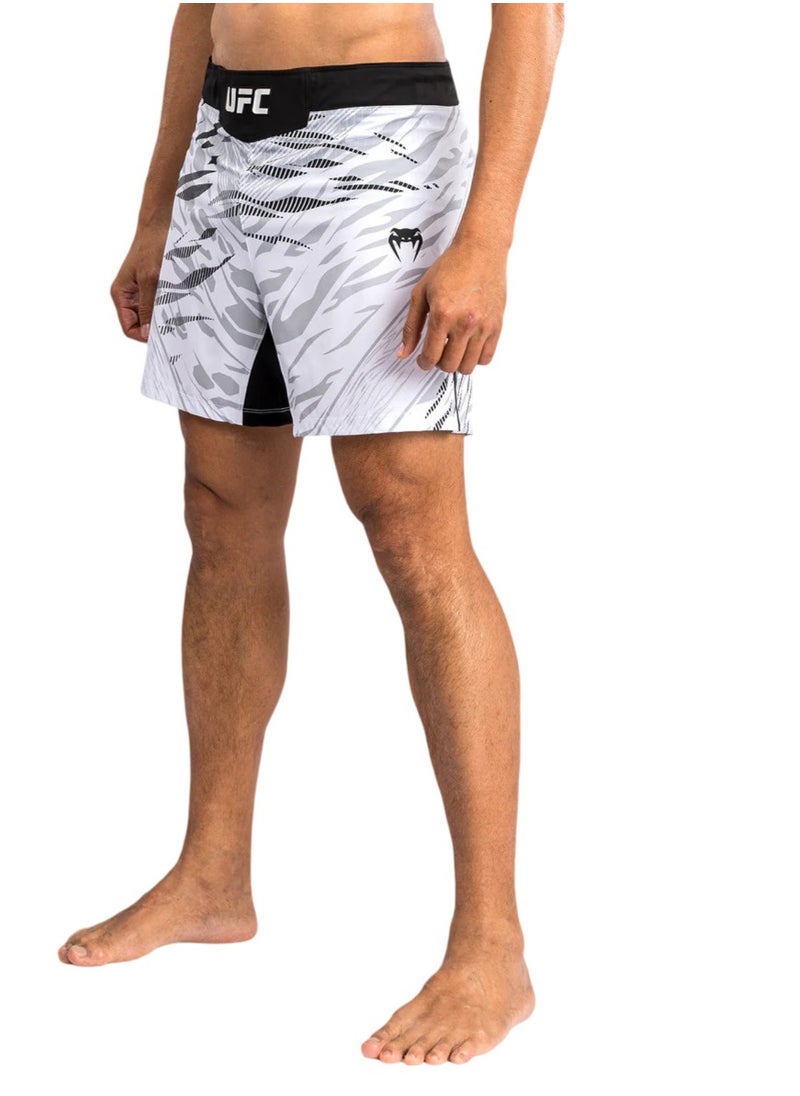 VENUM - UFC FUSION BY VENUM AUTHENTIC FIGHT NIGHT FIGHTSHORTS WHITE - Image 1